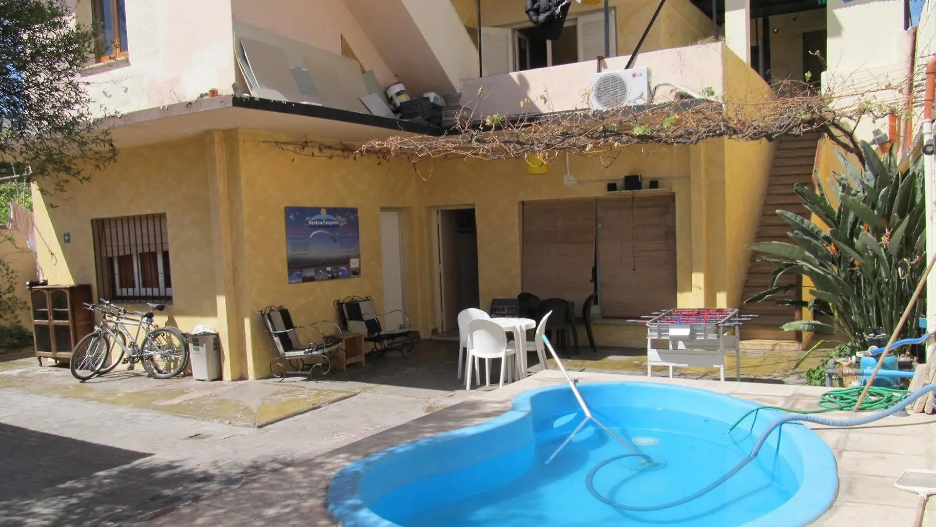 Savigliano International Hostel Мендоса